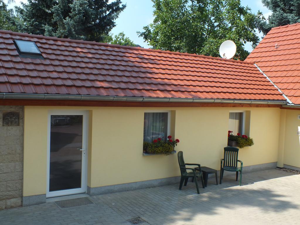 Ferienobjekt Beim Steinmetzen Apartment Radebeul Exterior photo